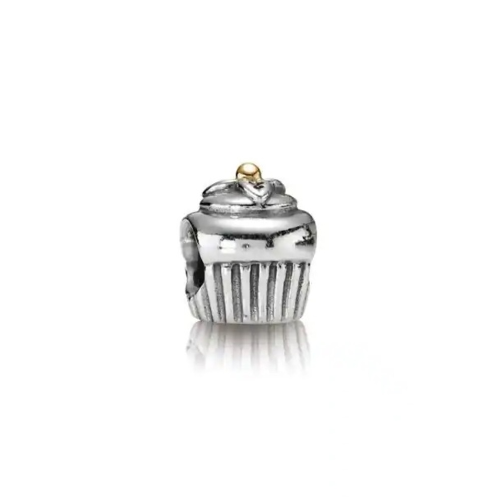 Pandora cupcake charm